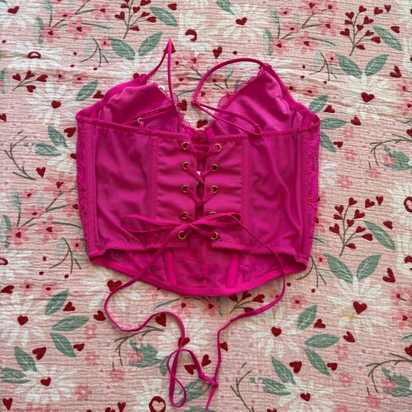 uo lace corset - Picture 5 of 7